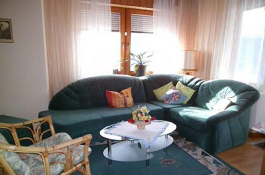 Haus Freitag Apartment Милщат Екстериор снимка